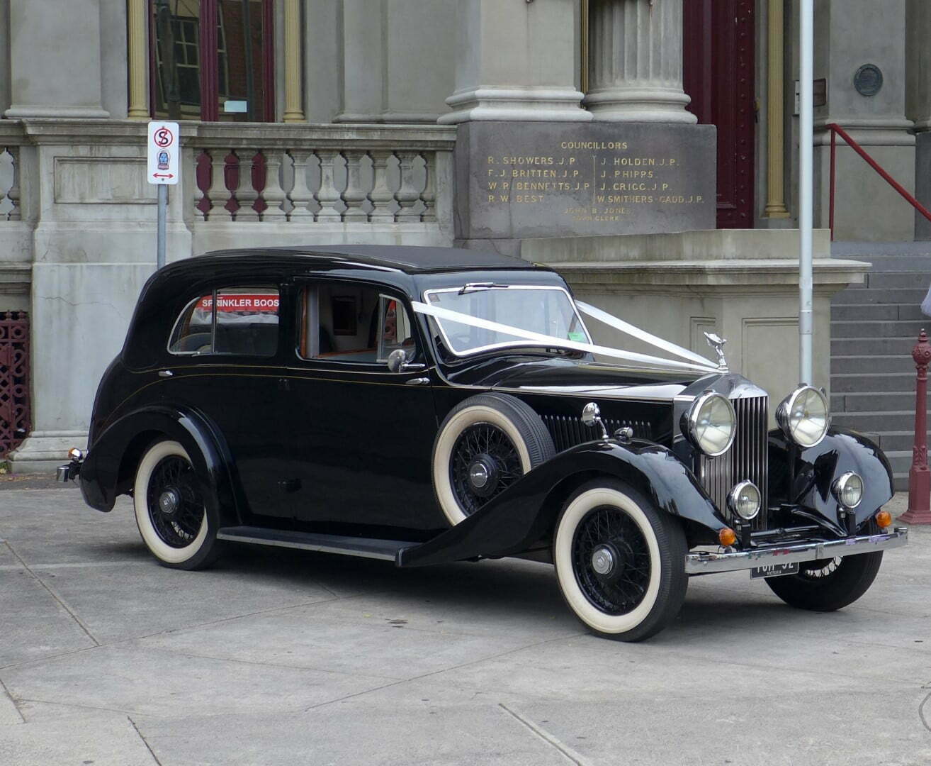 1932 Rolls Royce at the Fitzroy town Hall