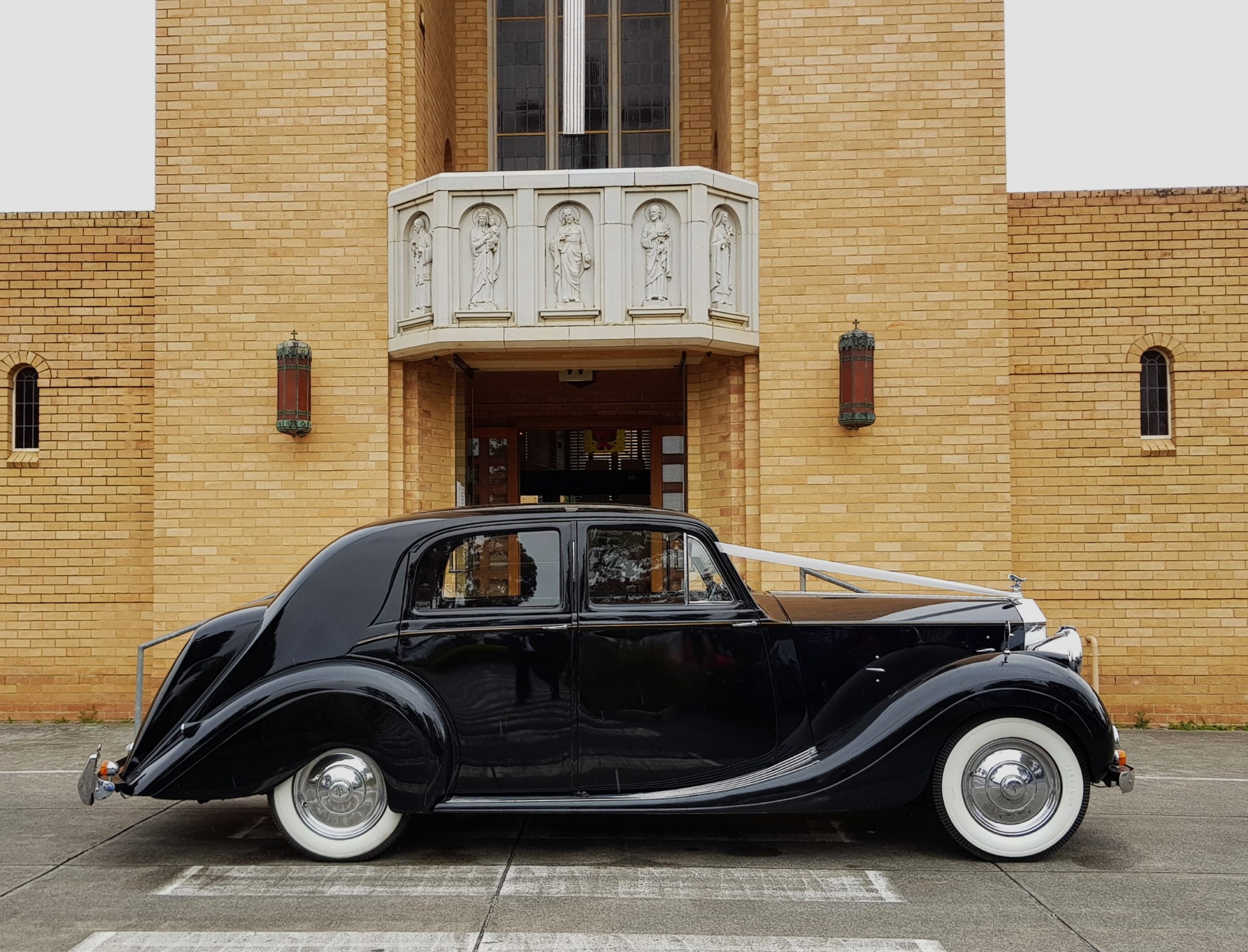 1947 Rolls Royce Wraith at Sacred Heart Croydon