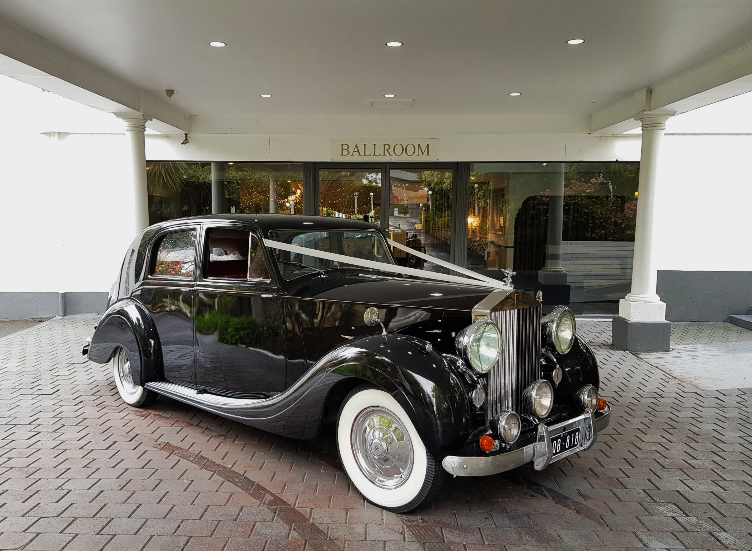 1947 Rolls Royce Wraith(BLACK) at Linley Estate ballroom