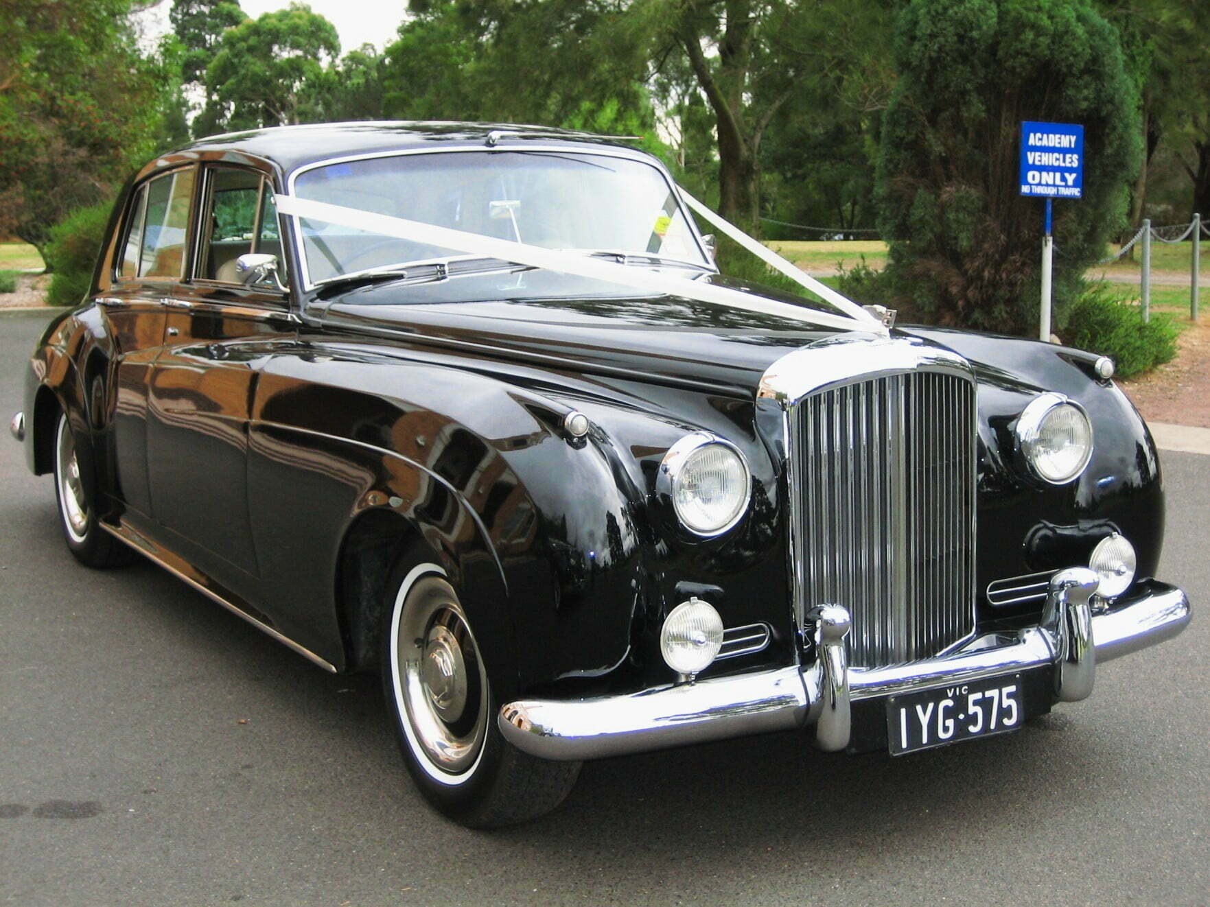 1962 Bentley Cloud Black (5)